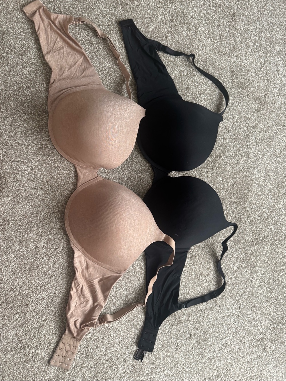 Victoria's Secret Black and Nude Molded T-Shirt Bras (Set of 2)